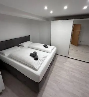 Malerwinkel-apartment Fuer Monteure Lägenhet *